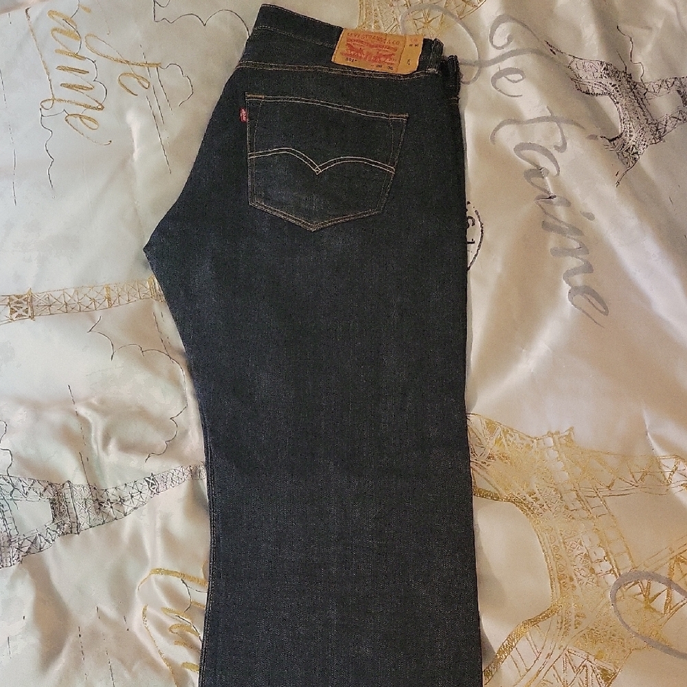Levi's Classic Blue Straight Jeans Timeless Comfort